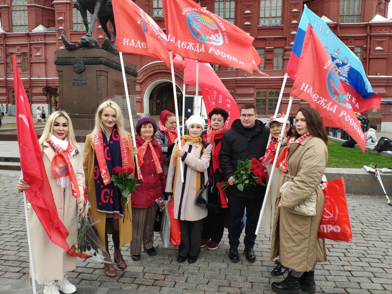 Будут новые победы! Встанут новые бойцы!