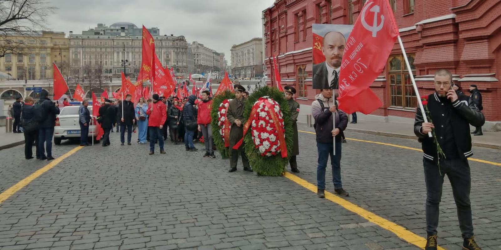 Будут новые победы! Встанут новые бойцы!