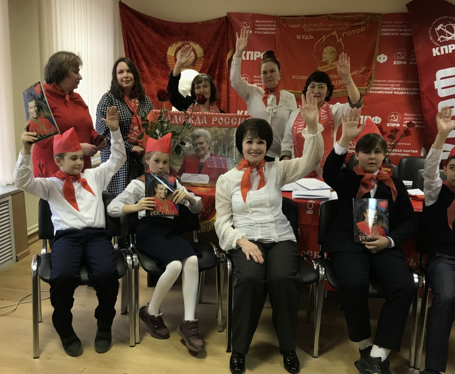 Будут новые победы! Встанут новые бойцы!
