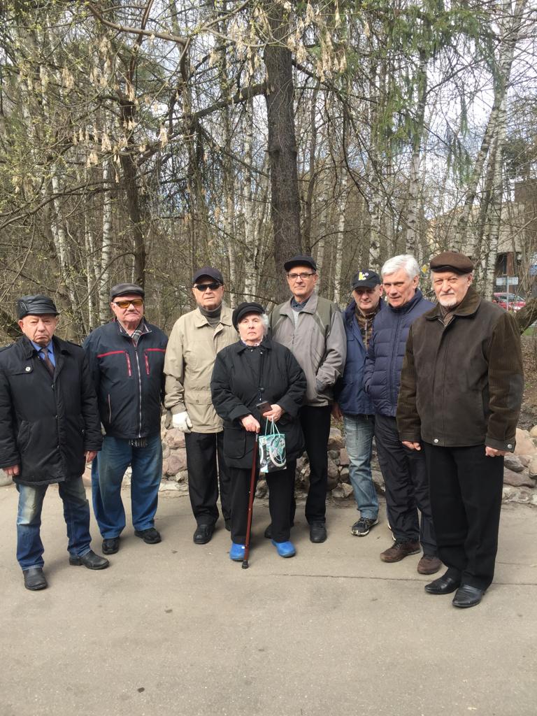 В Верхнем Комитетском лесу высадили саженцы ёлок