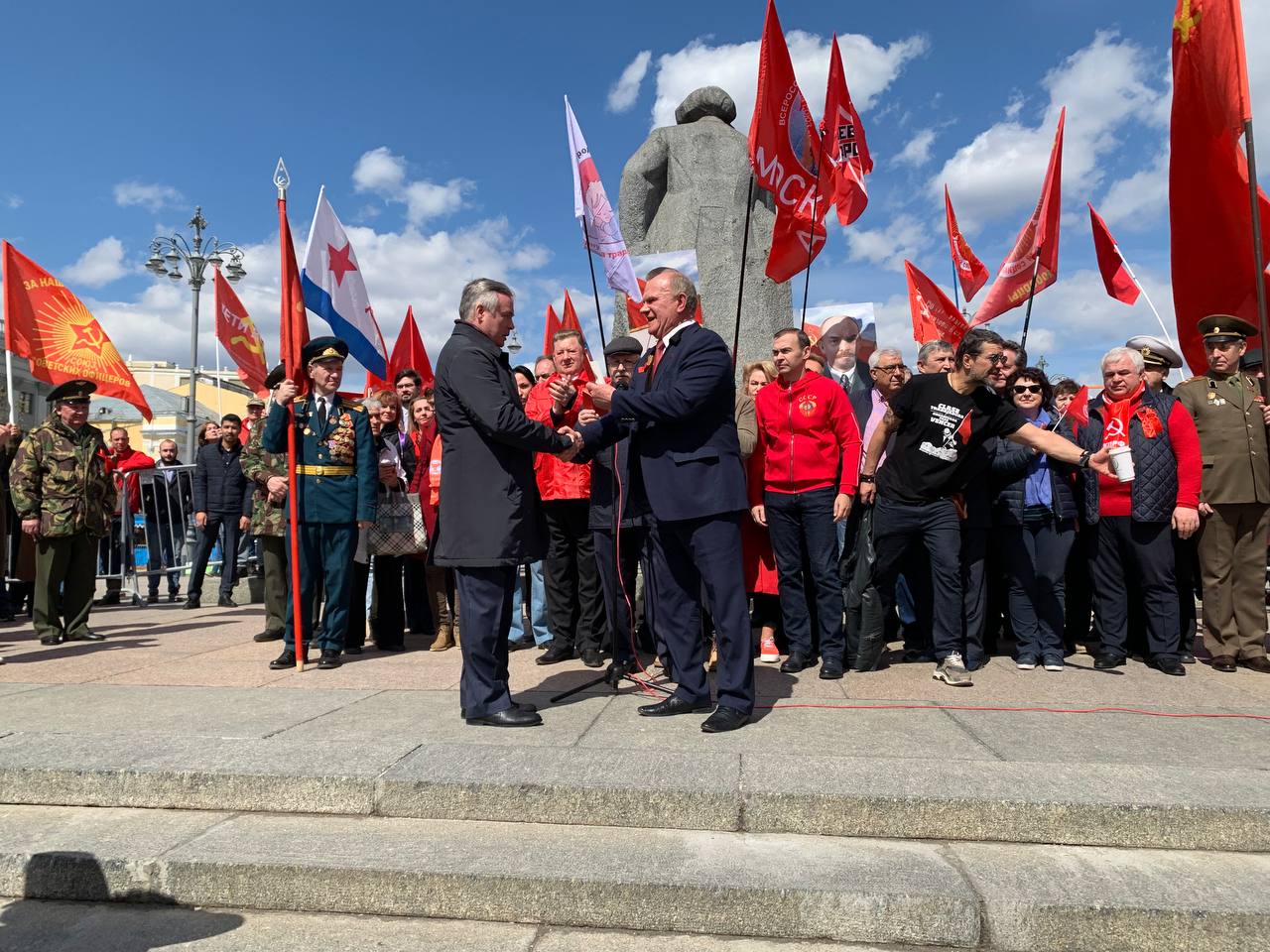 Солидарность во имя жизни!