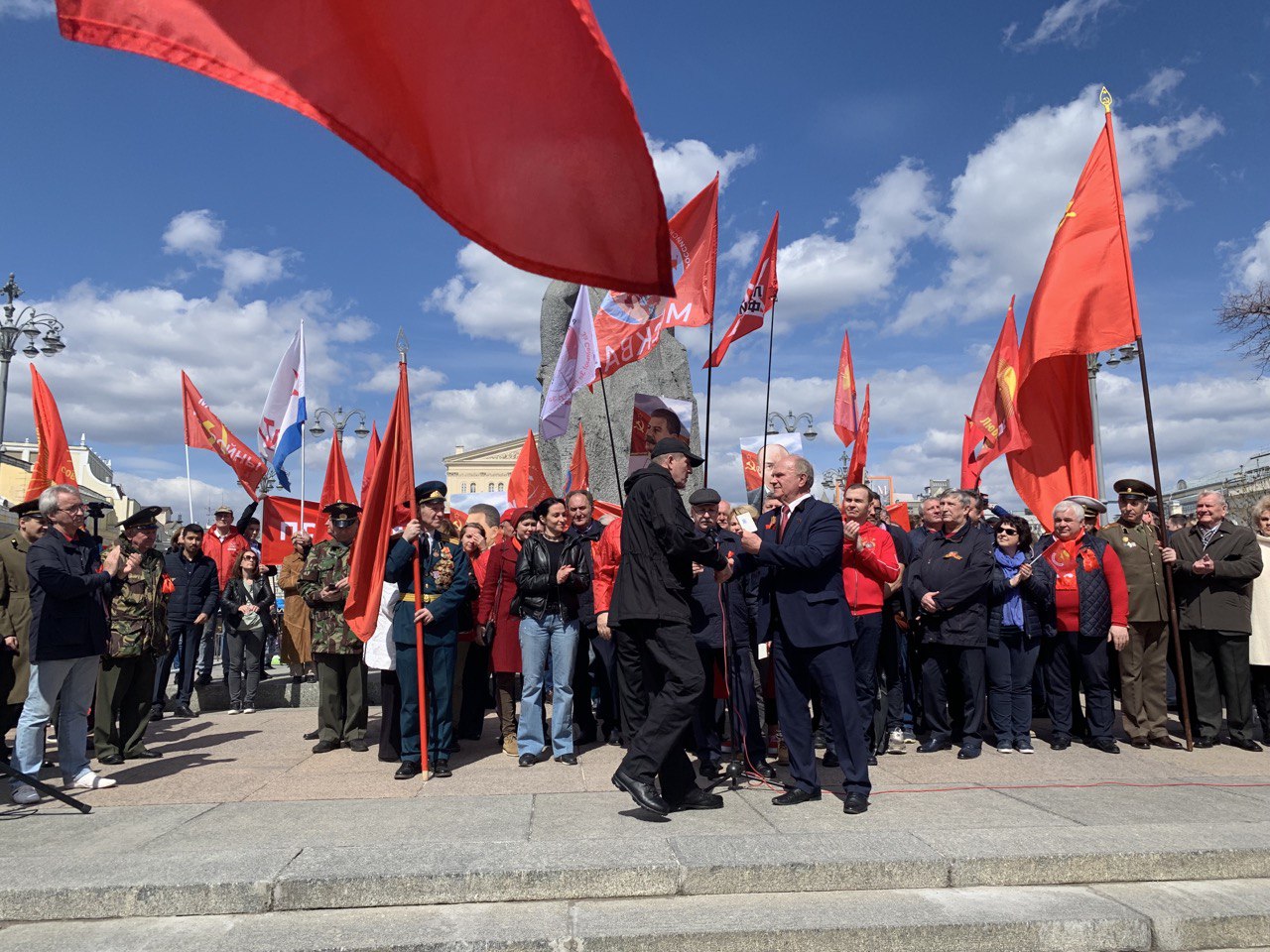Солидарность во имя жизни!