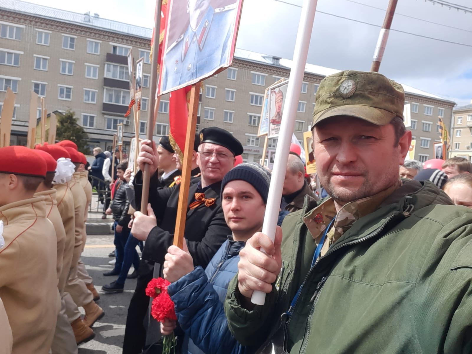 Бессмертный полк со Сталиным