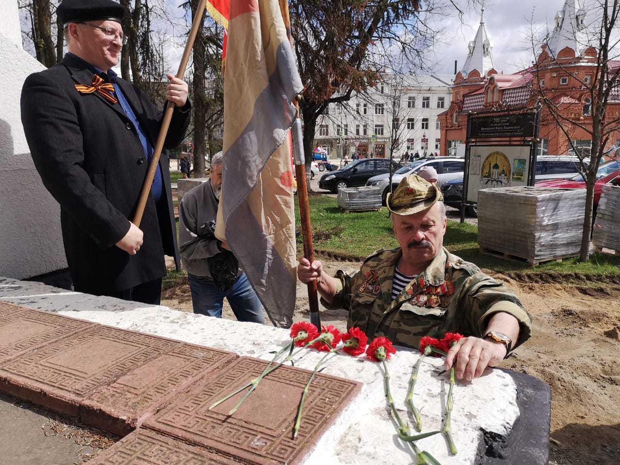 Бессмертный полк со Сталиным