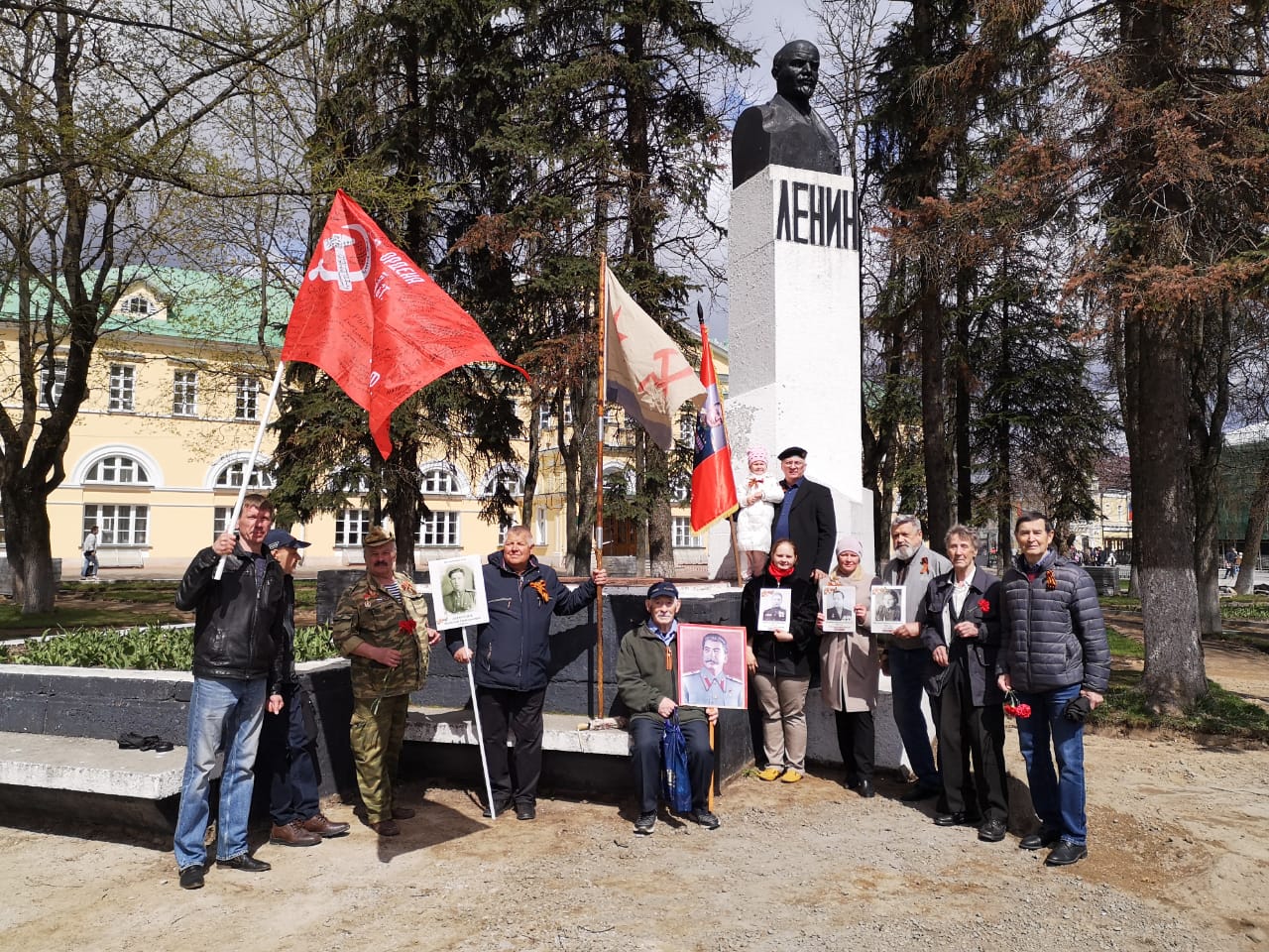 Бессмертный полк со Сталиным