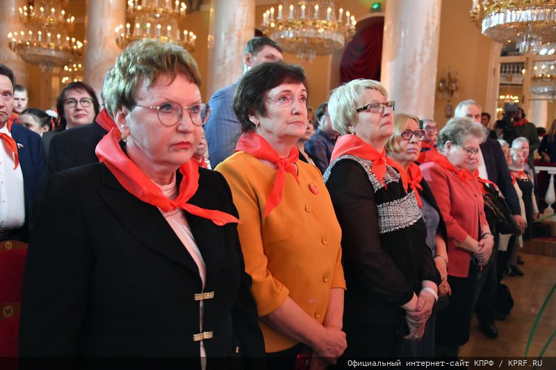 Г.А. Зюганов: «Самые яркие страницы в жизни страны Советов связаны с пионерией и комсомолом»