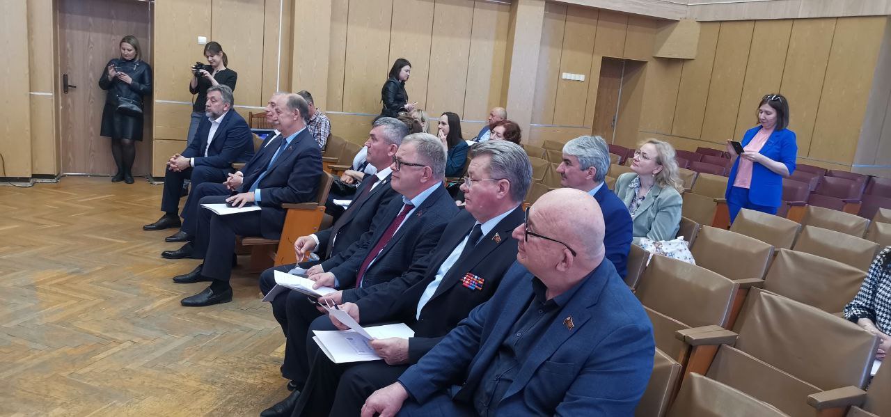 Александр Наумов: Развитие взаимодействия депутатов региональных парламентов необходимо на всех этапах работы!