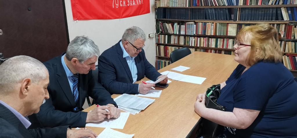 Депутат-коммунист Александр Наумов провел приём граждан в городе Коломна