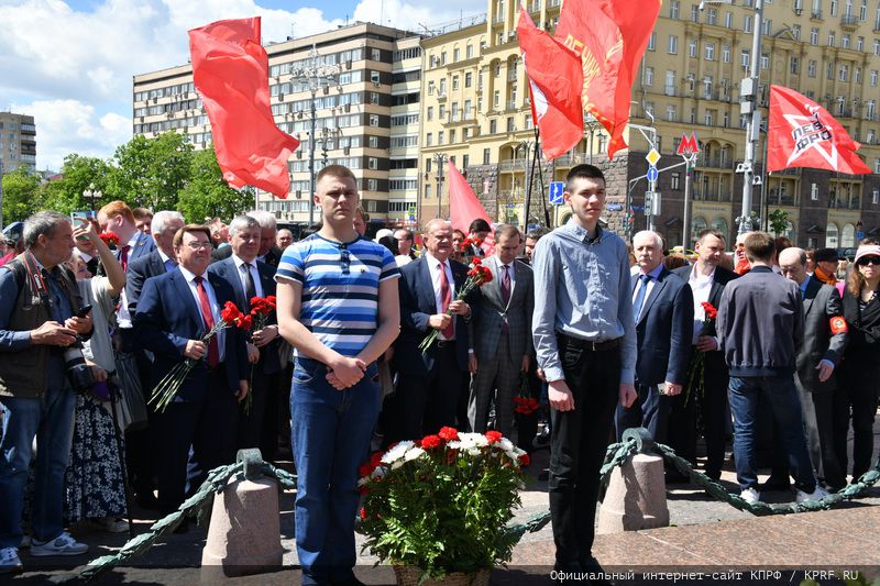 Г.А. Зюганов: «Пушкин – это наше Знамя и символ Русского мира»