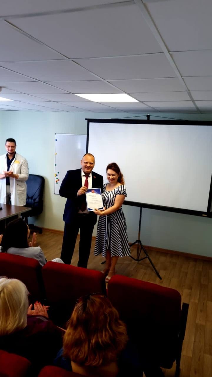 Медицинский работник - одна из самых важных и благородных профессий для всего человечества и во все времена!