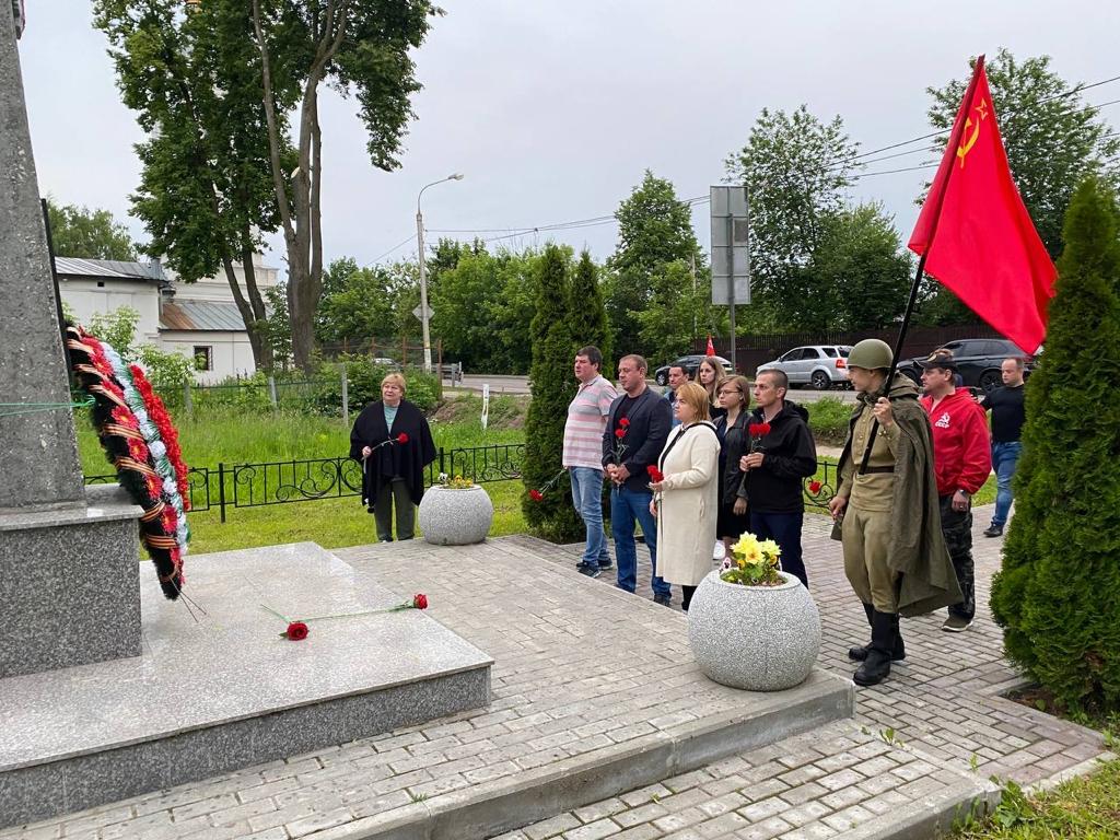 Коммунисты города Королёва провели традиционный реквием-поход «ПОМНИМ» в День Памяти и Скорби