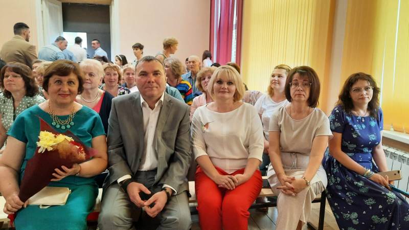 Праздничные мероприятия, посвящённые окончанию школы, в Щёлково