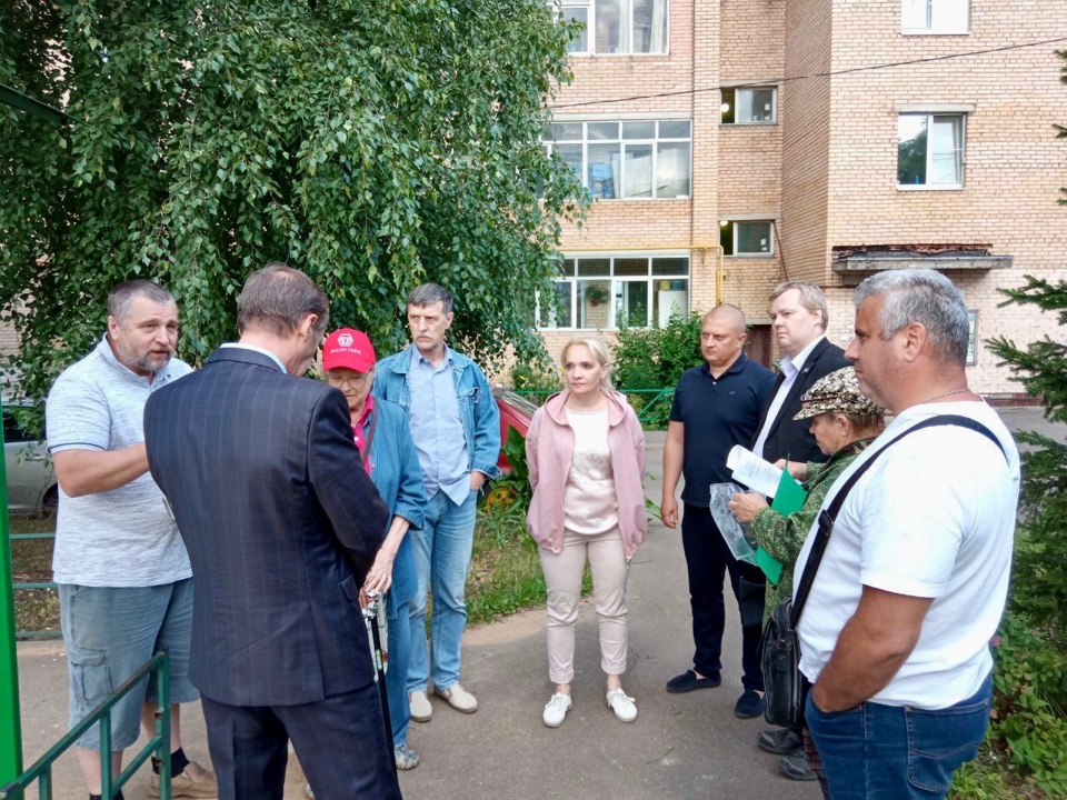 Депутаты-коммунисты г.о. Фрязино провели встречу с советами и жителями многоквартирных домов