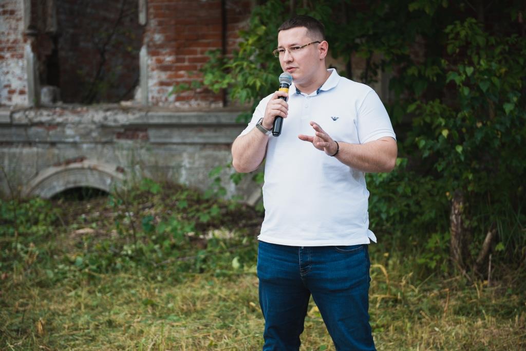 Депутат Мособлдумы Марк Черемисов принял участие в масшатбном субботнике в городском округе Лосино-Петровский