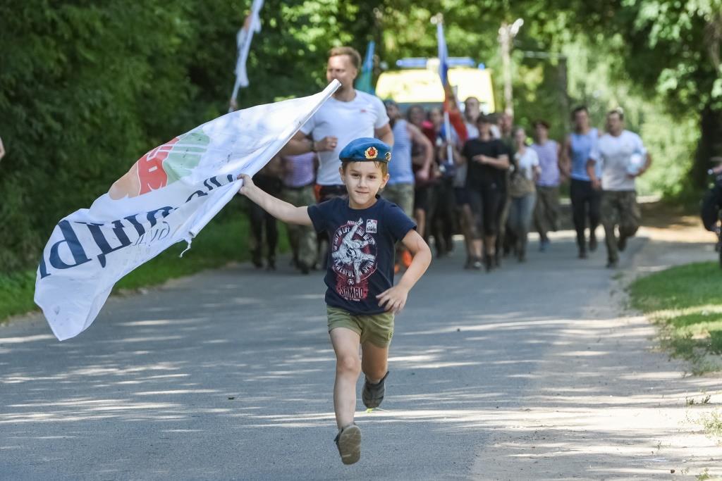 При поддержке депутата-коммуниста Марка Черемисова в Балашихе состоялось масштабное спортивное мероприятие ко Дню ВДВ