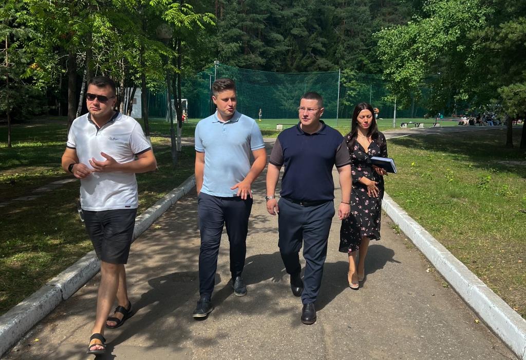 Депутат Московской областной Думы Марк Черемисов с рабочим визитом посетил детский оздоровительный лагерь «Мир» в Богородском г.о.