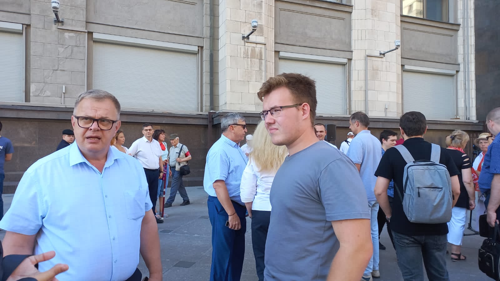 Требуем равного доступа к СМИ!