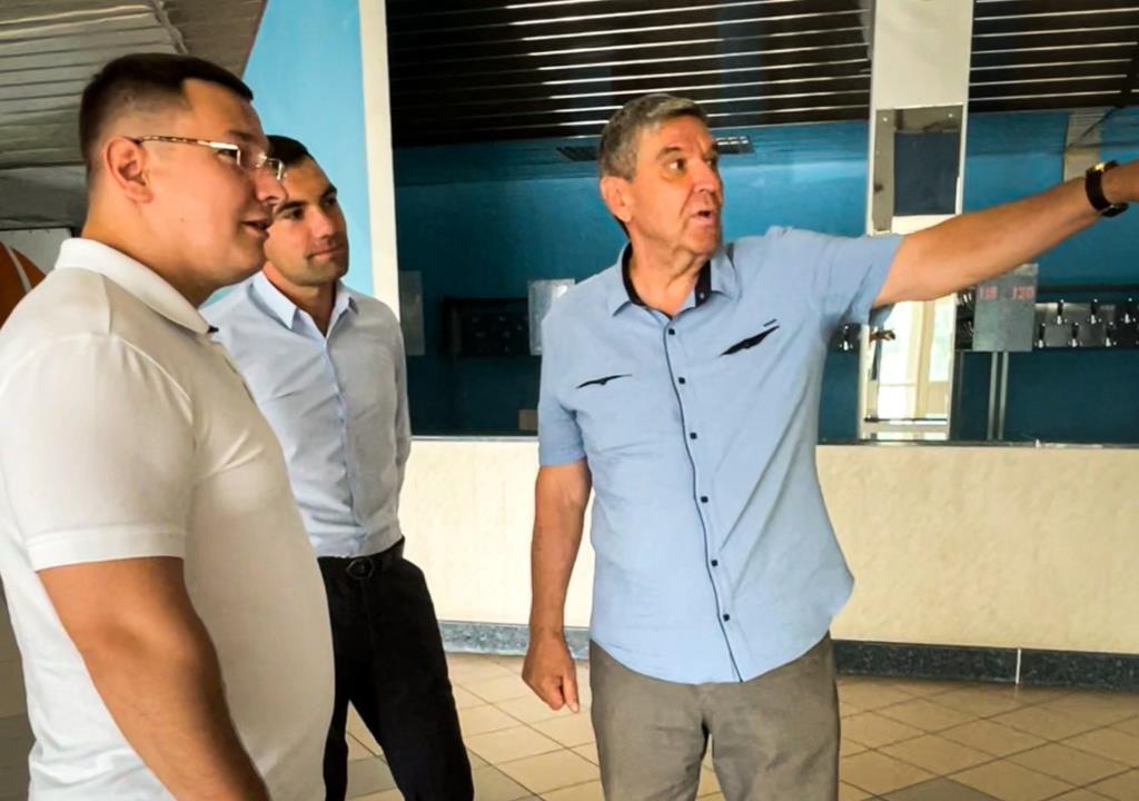 Депутат Мособлдумы Марк Черемисов посетил СОК «Знамя» в Богородском г.о.