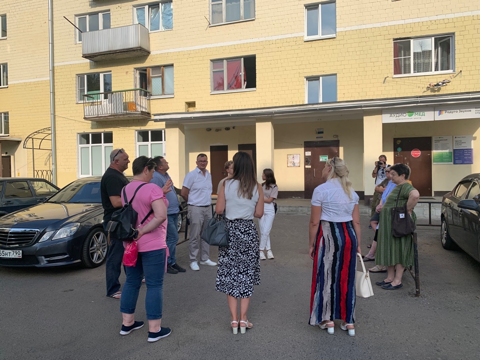 Депутаты Совета депутатов фракции КПРФ г. Фрязино контролируют ход капитального ремонта