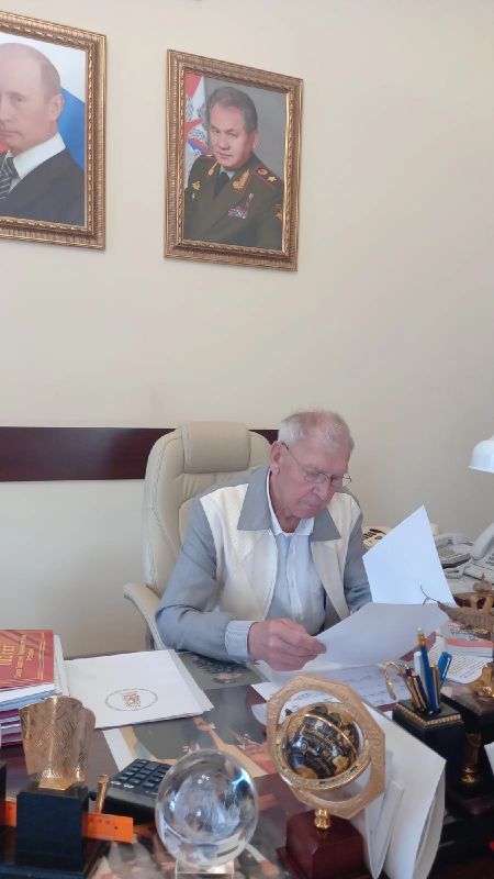 Сложный вопрос военного мемориального кладбища