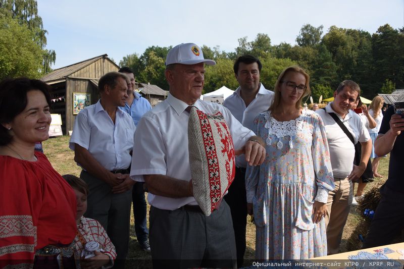 «Дорогой пчёл»