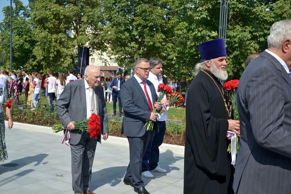 Зампред Мособлдумы Александр Наумов принял участие в открытии стелы «Ступино – город трудовой доблести»
