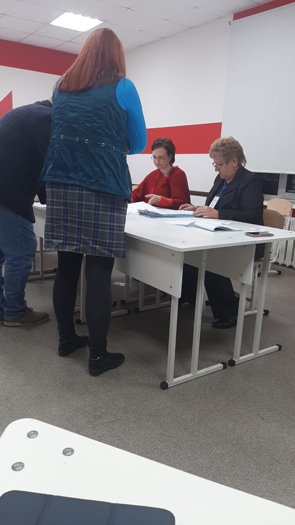 Подольские коммунисты помогли товарищам из Чехова на выборах