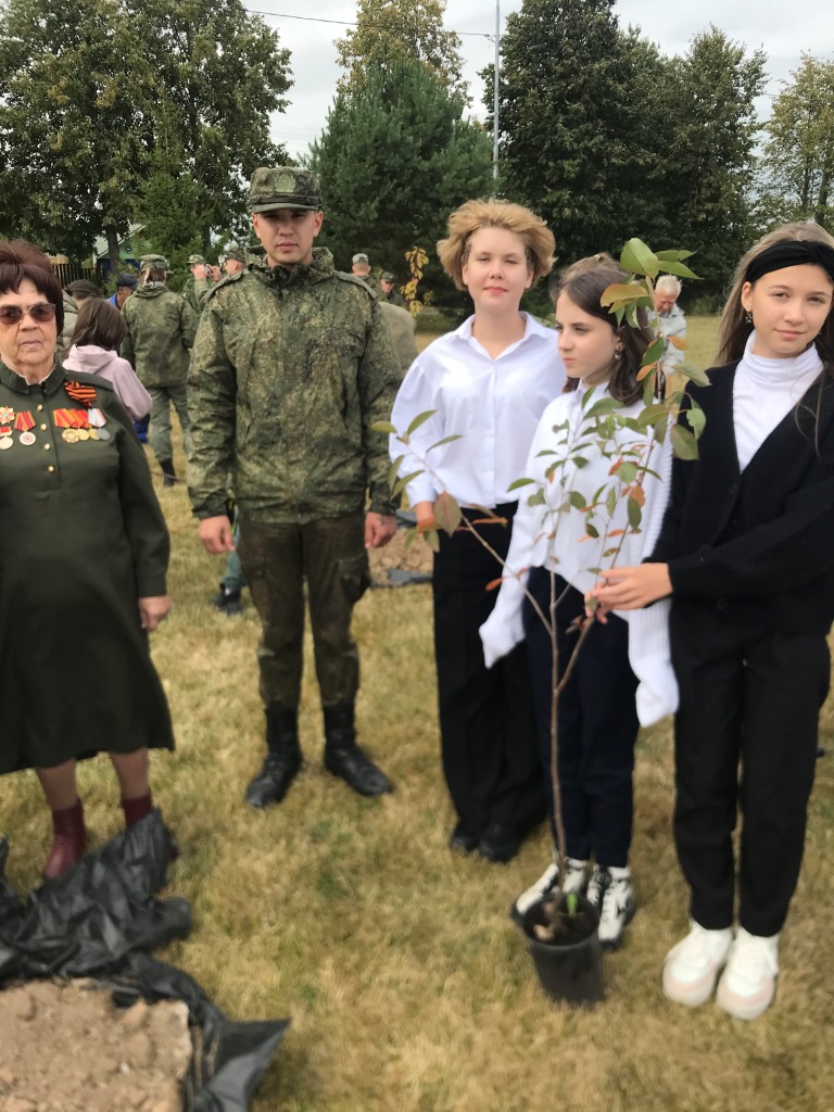Наш долг священный - Родину защищать и готовить защитников