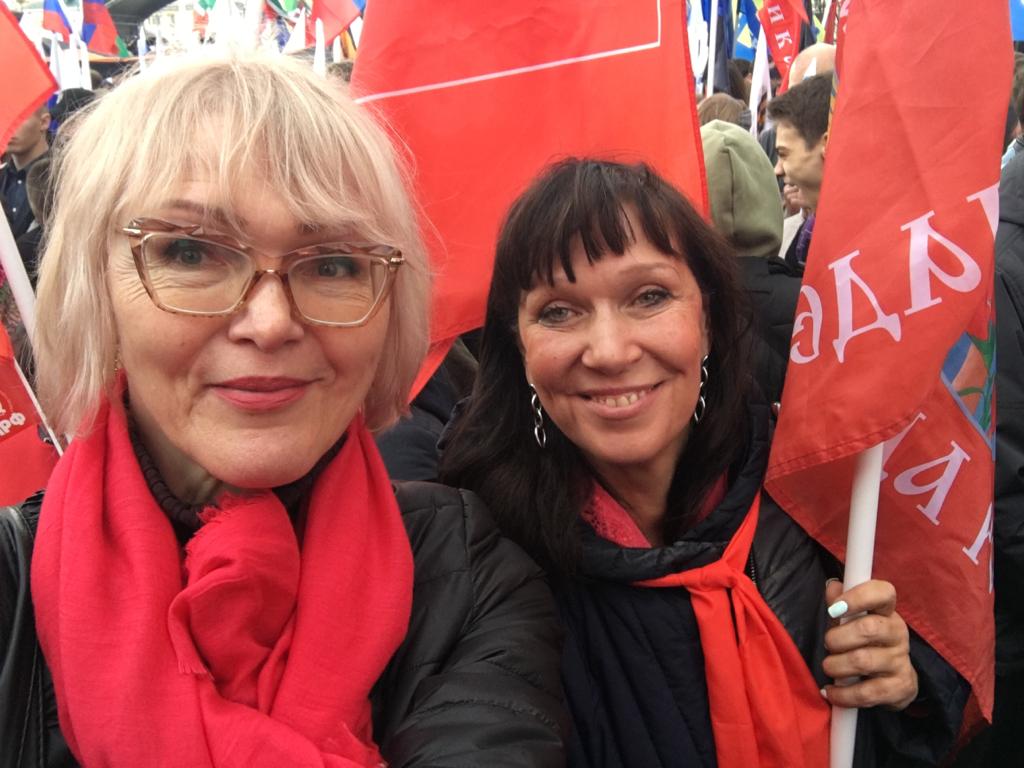 Своих не бросаем!