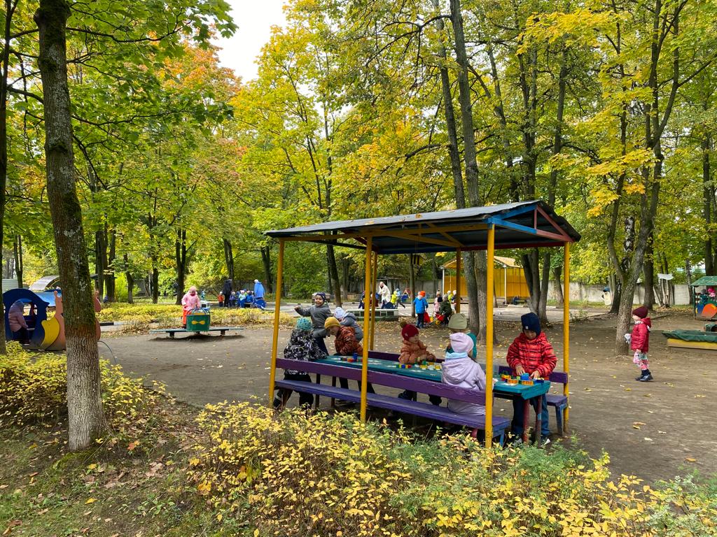 В Королёве коммунисты поздравили воспитателей!