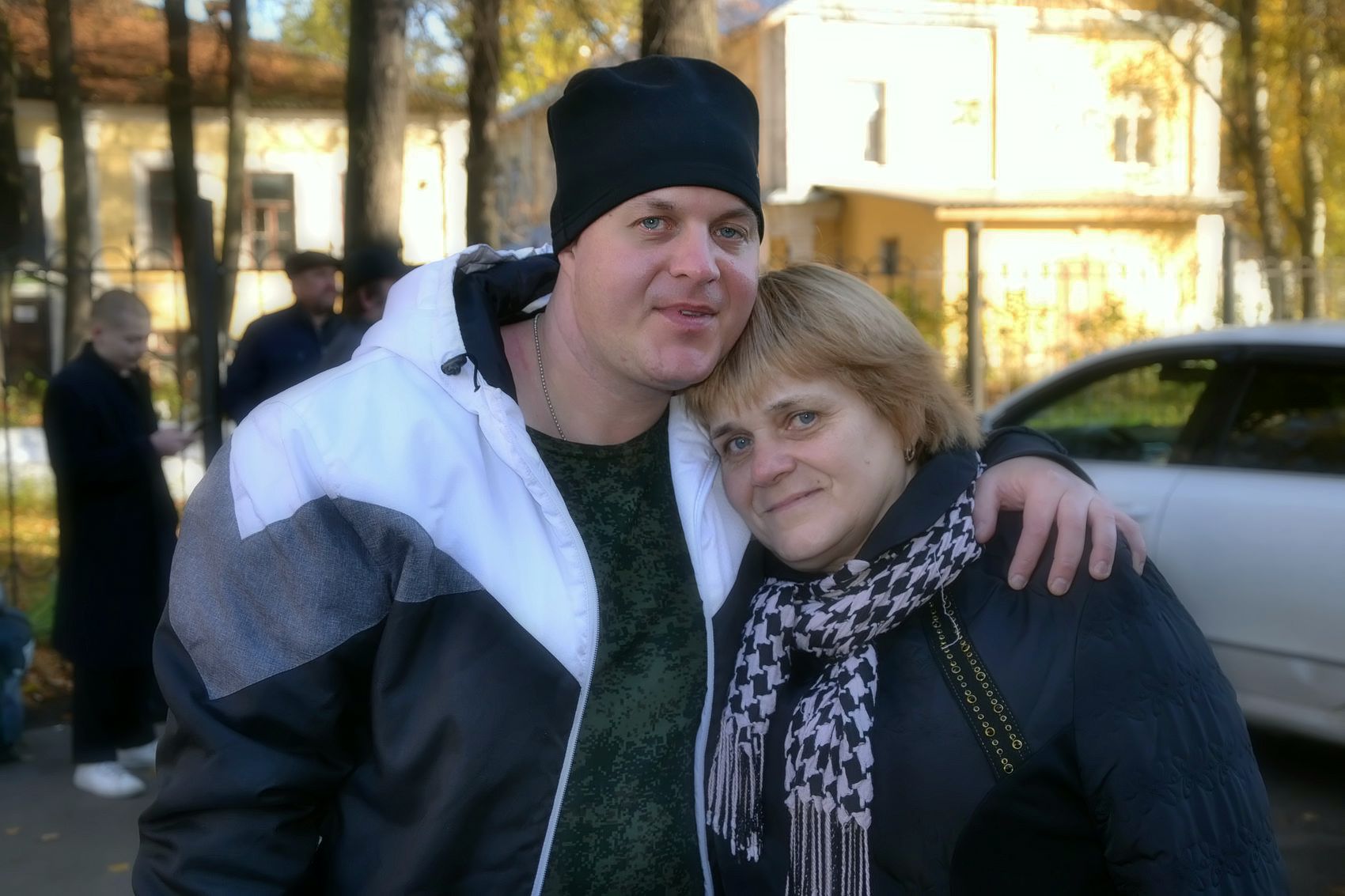 Коммунисты идут на фронт