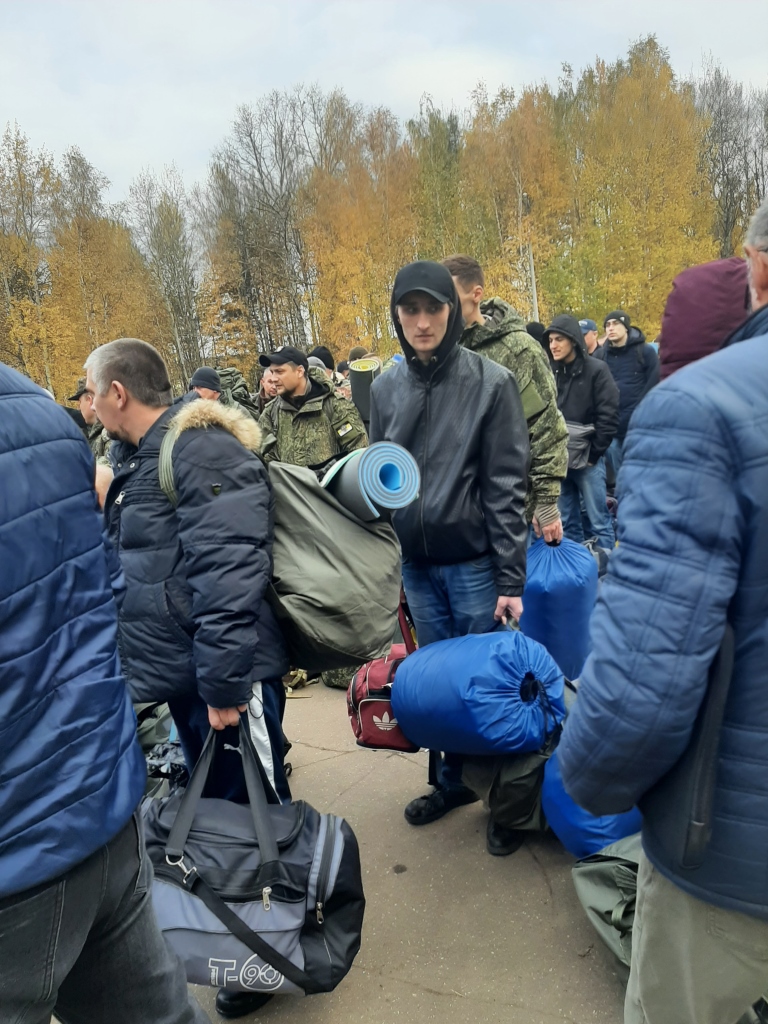 Коммунисты всегда в первых рядах!