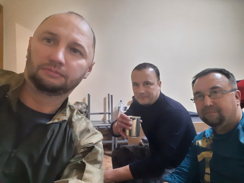 Коммунисты всегда в первых рядах!