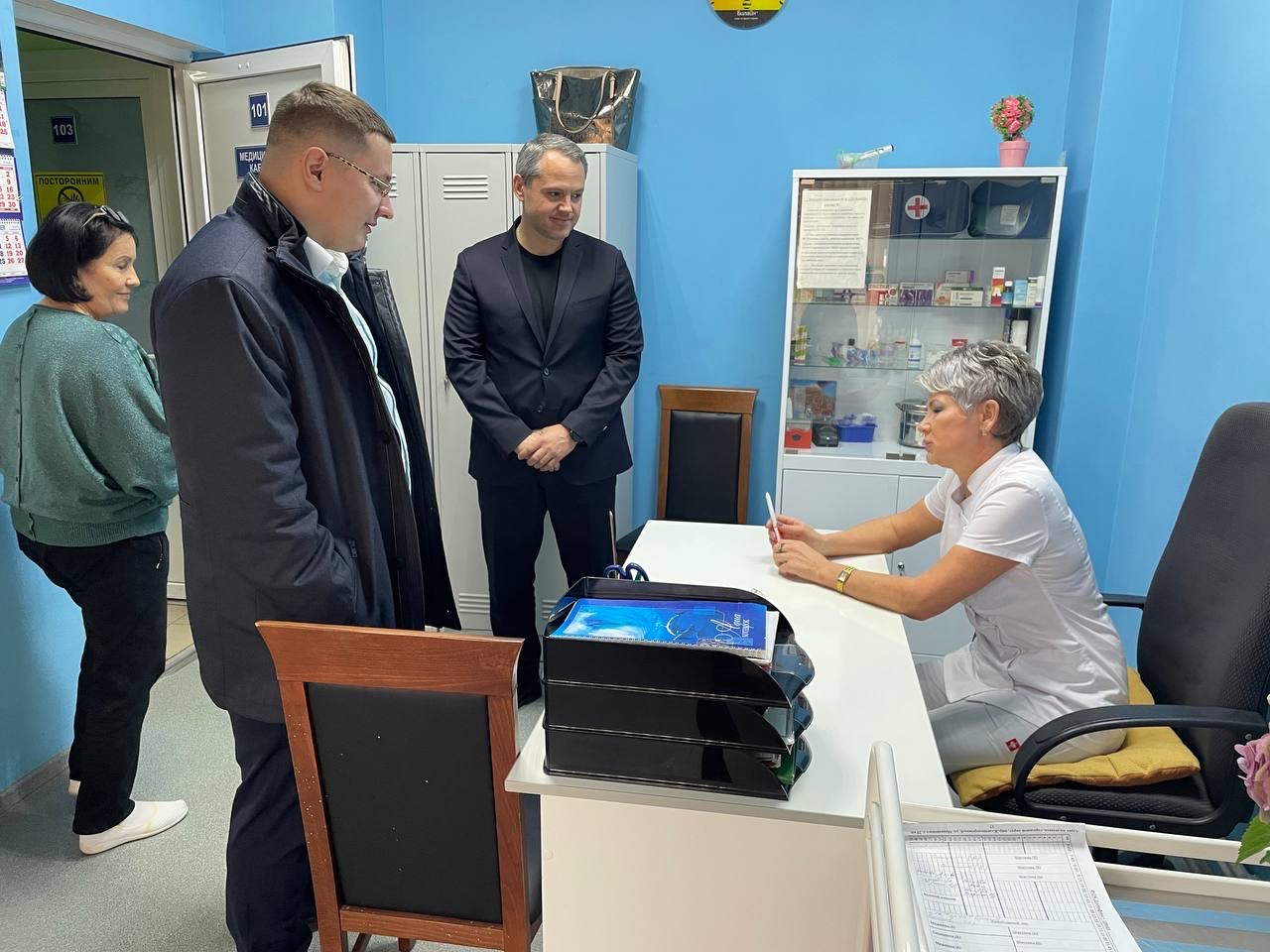 Депутат Мособлдумы Марк Черемисов посетил ФОК «ДЕЛЬФИН» в Ногинске
