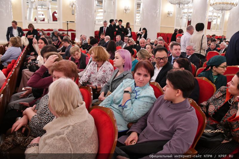 В Москве состоялся праздничный концерт, посвященный 65-летию Общества российско-китайской дружбы