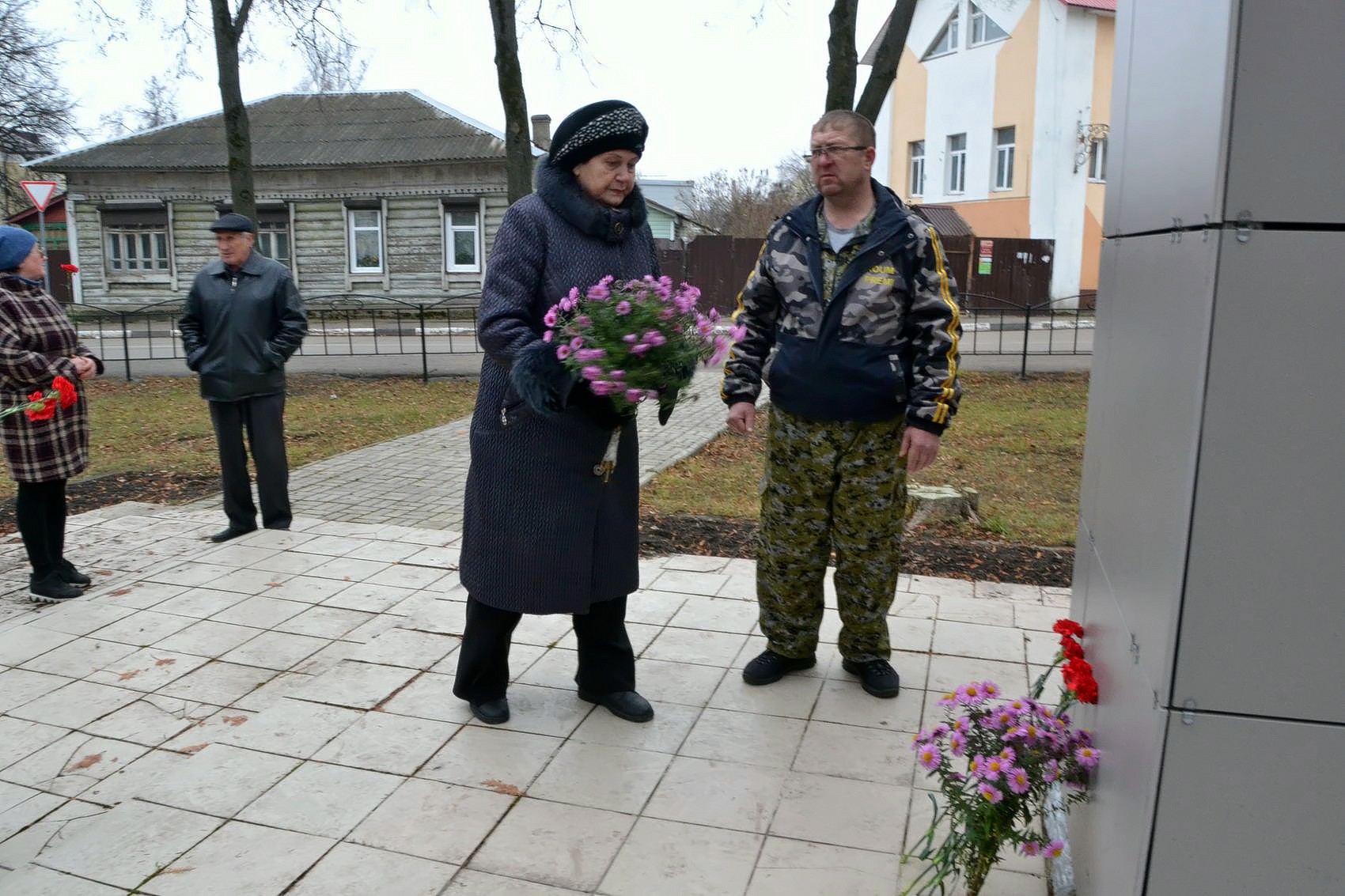 Коммунисты Озёр отметили 105-ю годовщину Великого Октября!