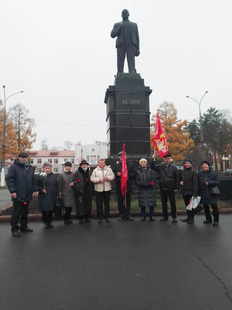 Коммунисты Шатуры отметили день Великого Октября
