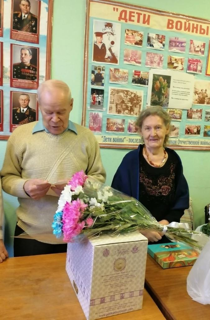 Супругов Балашихи поздравили с 62-летием совместной жизни