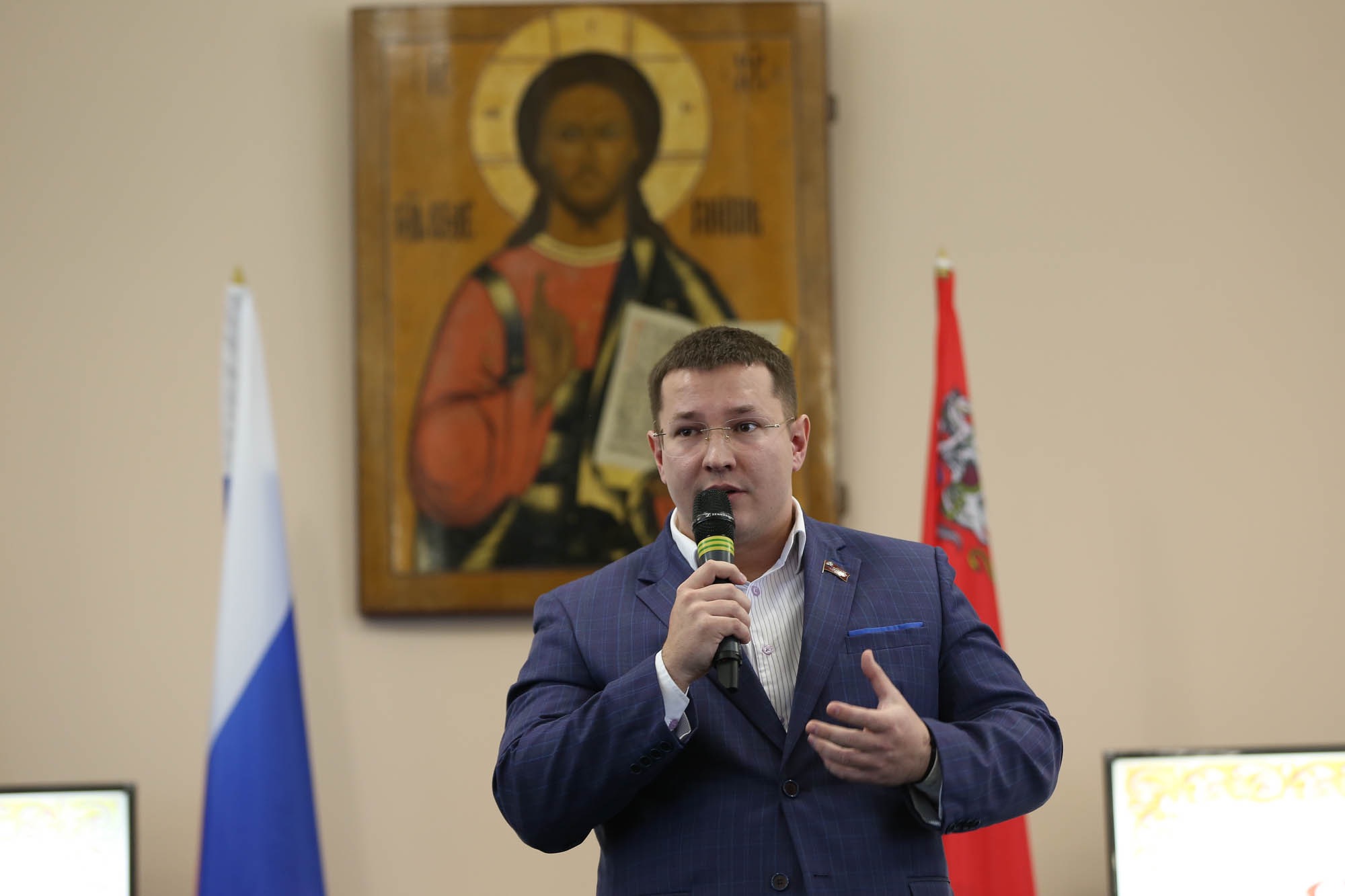 Депутат Мособлдумы Марк Черемисов поздравил с юбилеем Православную гимназию