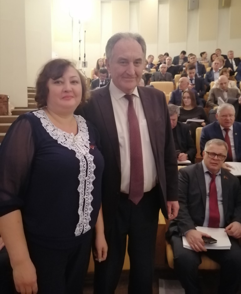 Лотошинские коммунисты приняли участие в парламентских слушаниях