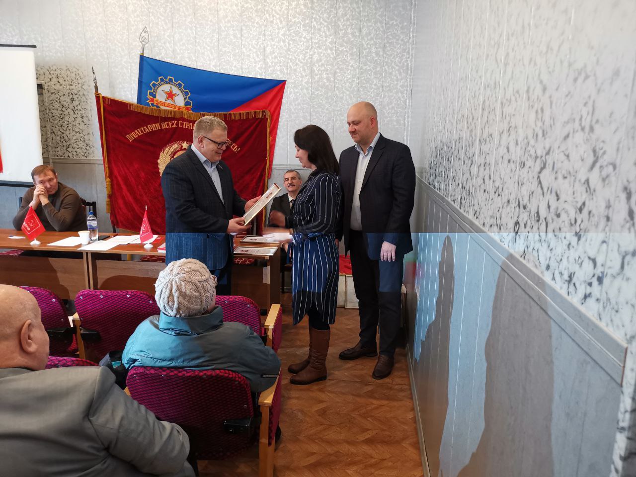 Руководитель фракции КПРФ в Мособлдуме Александр Наумов принял участие в отчётно-выборной конференции Коломенского ГК КПРФ