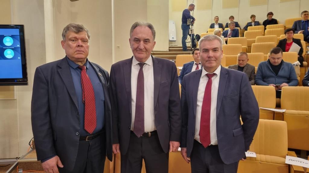 Коммунисты Московской области приняли участие в парламентских слушаниях в Государственной Думе по проблемам регулирования процессов замещения импорта и структурных преобразований экономики России в условиях экономических, политических и финансовых санкций