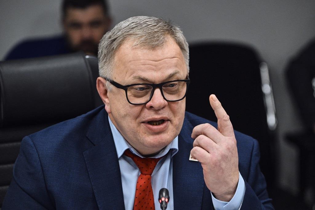 Одна из важнейших задач работы подмосковных коммунистов - развитие природоохранных территорий Московской области