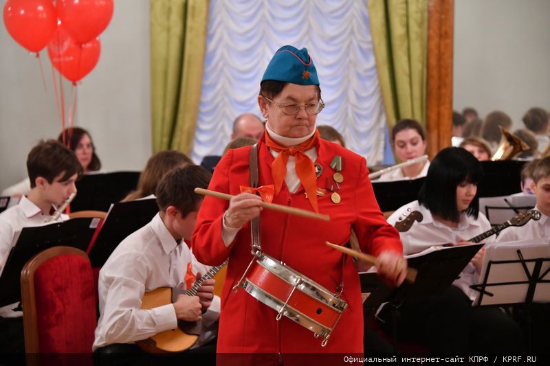 В Москве состоялся праздничный концерт, посвященный 100-летию СССР