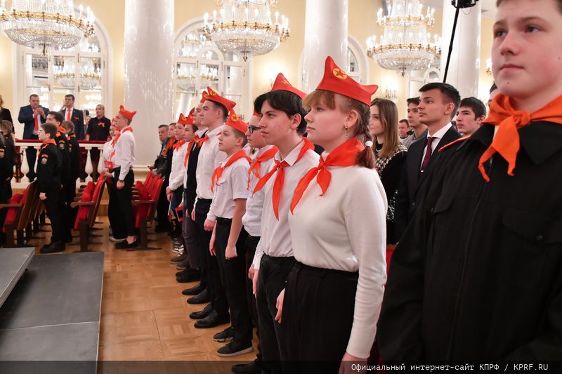 В Москве состоялся праздничный концерт, посвященный 100-летию СССР