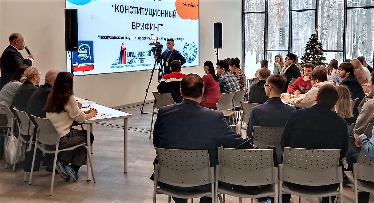 От пролетарских конституций до конституционных поправок властной вертикали