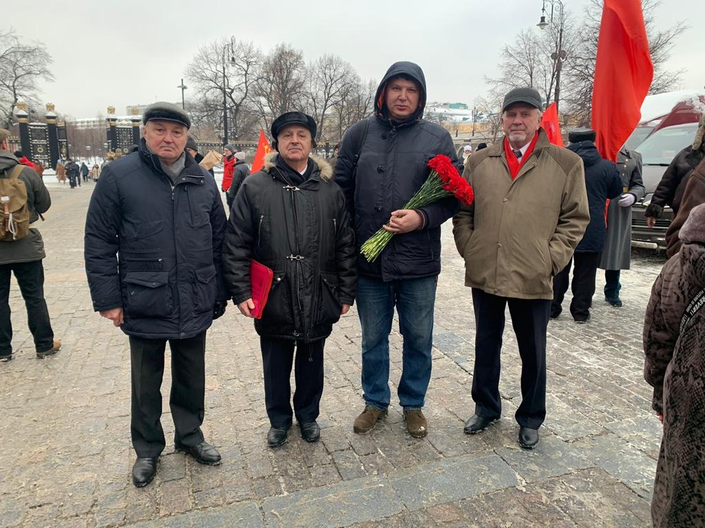 В Москве прошла торжественная акция, посвященная 143-й годовщине со Дня рождения И.В. Сталина