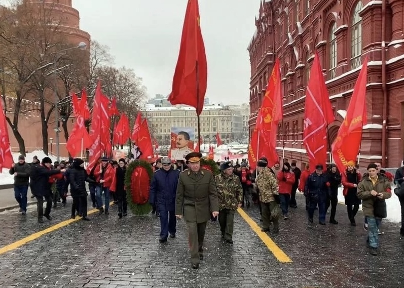 Цветы в день памяти
