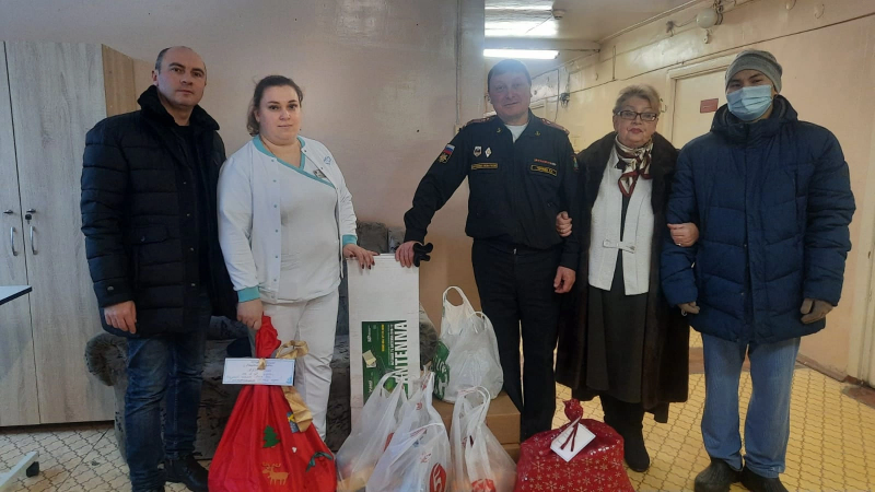 Поздравляем с Новым годом раненых бойцов!