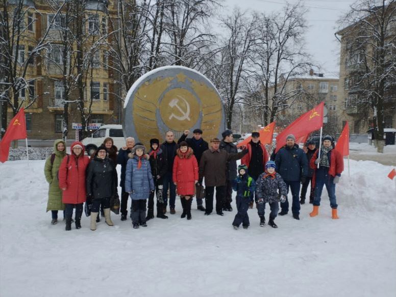 Жуковчане отметили 100-летие СССР